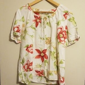 Hot Cotton Short sleeve pretty floral top